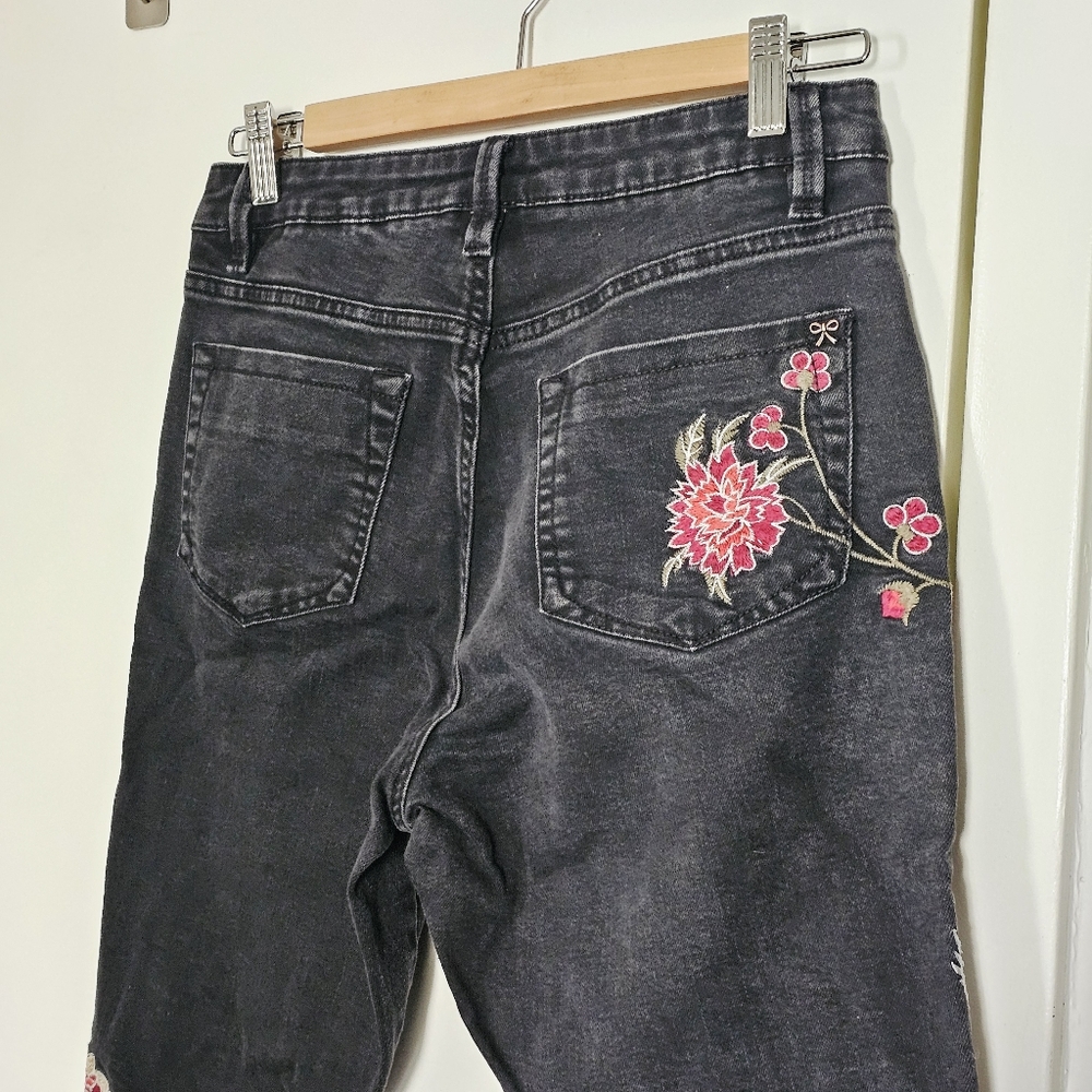 Nanette Lepore Floral Embroidered Birds Black HW Astor Skinny Jeans - Picture 9 of 16